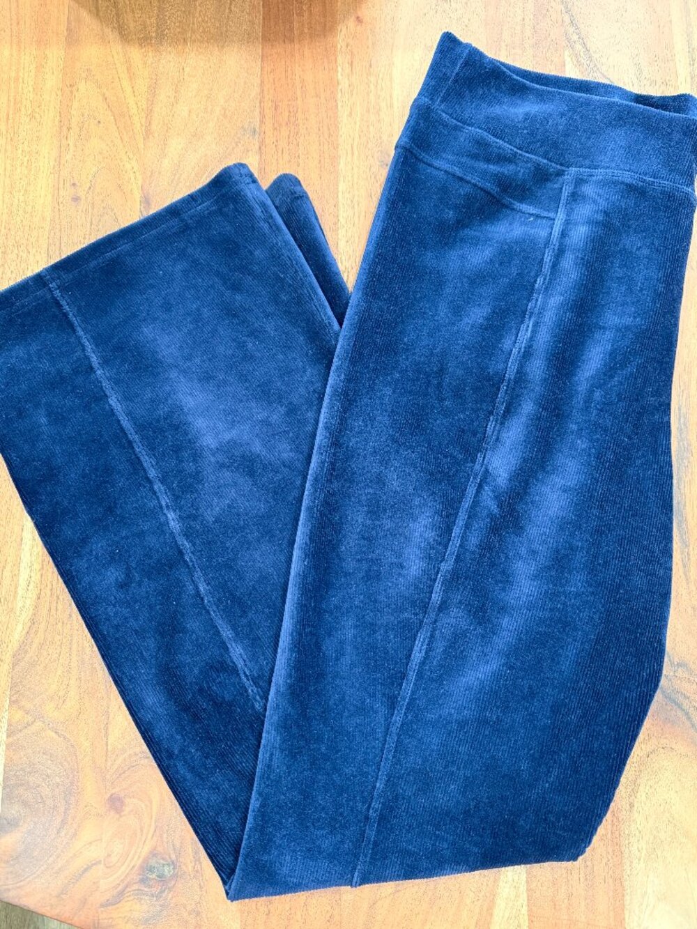 OFFLINE By Aerie Corduroy Bootcut Legging in Navy - Size XL -Short
